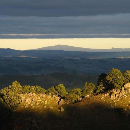 Rock Retreat B&B Farmstay Waitomo Caves Dış mekan fotoğraf